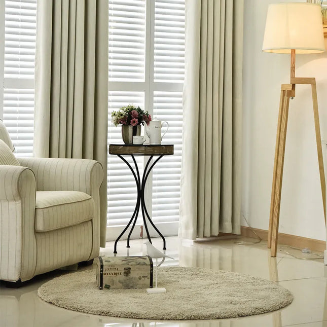 Jednoduchý béžový závěs s kroužky