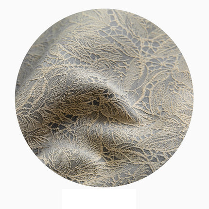 Krémově bílý texturovaný závěs