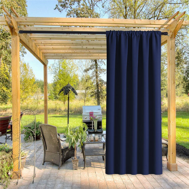 Tmavě modrý venkovní závěs na pergolu