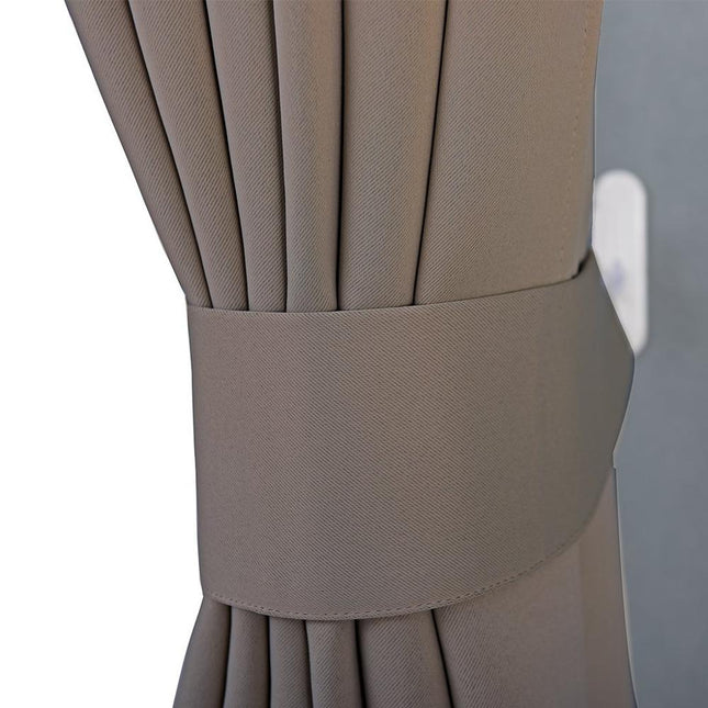 Minimalistický zatemňovací závěs do pokoje