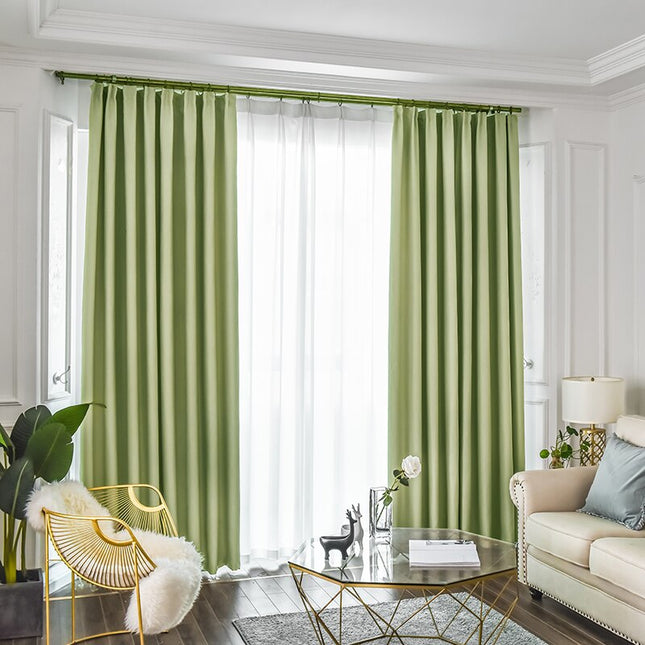 Zelený zatemňovací závěs do ložnice