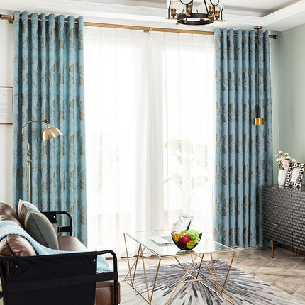 Závěs se zlatým listovým vzorem