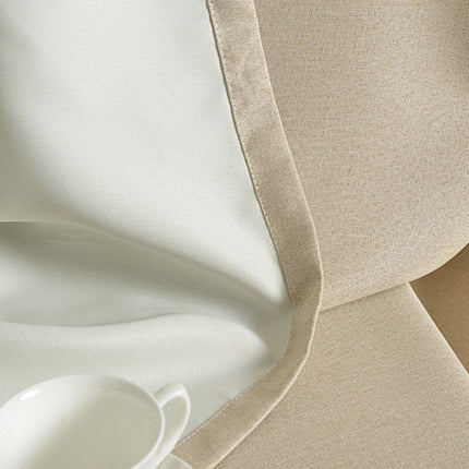 Zatemňovací závěs v barvě slonoviny