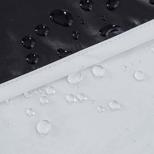 Bílý venkovní závěs voděodolný