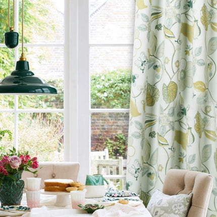 Závěs s květinovým vzorem motýlů Odda