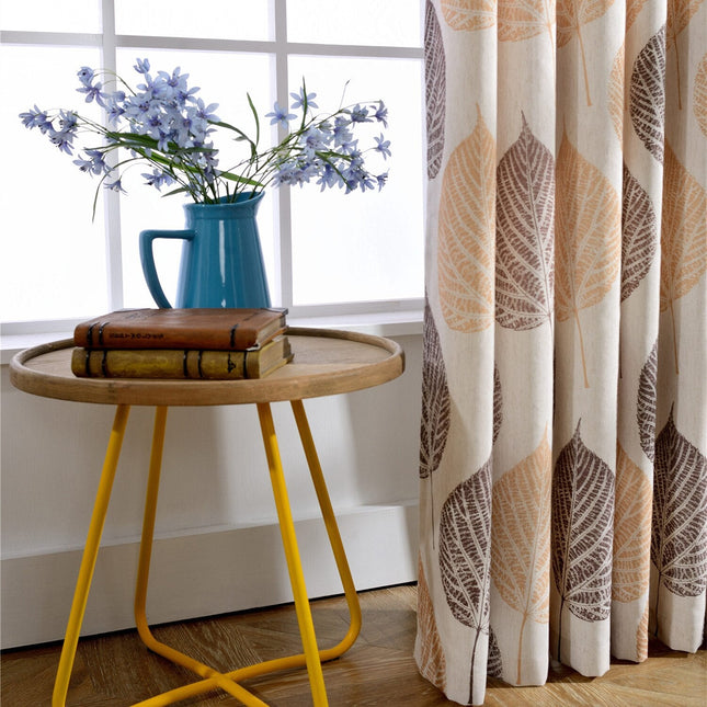 Dekorační závěs s velkými podzimními listy