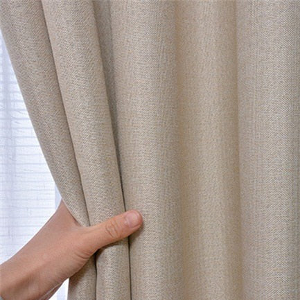 Zatemňovací závěs v barvě slonoviny