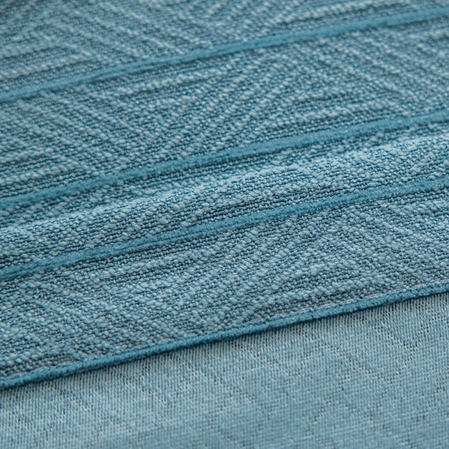 Modrý strukturovaný zatemňovací závěs