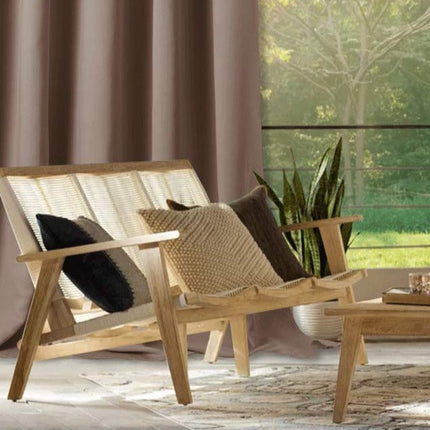 Hnědý venkovní závěs na zakrytí verandy