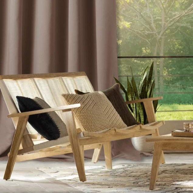 Hnědý venkovní závěs na zakrytí verandy