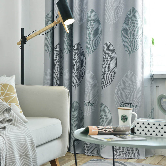 Neprůhledný závěs s motivem listů