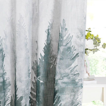 Venkovní průsvitný závěs s motivem lesa