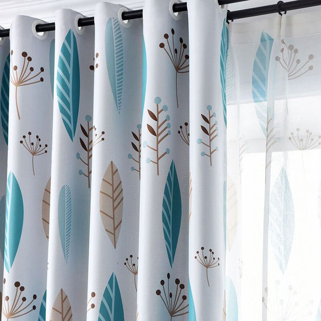 Modrý zatemňovací závěs se vzorem listů