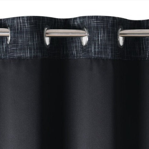 Kostkovaný zatemňovací závěs do pokoje
