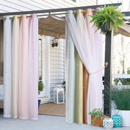 Barevná venkovní záclona na terasu