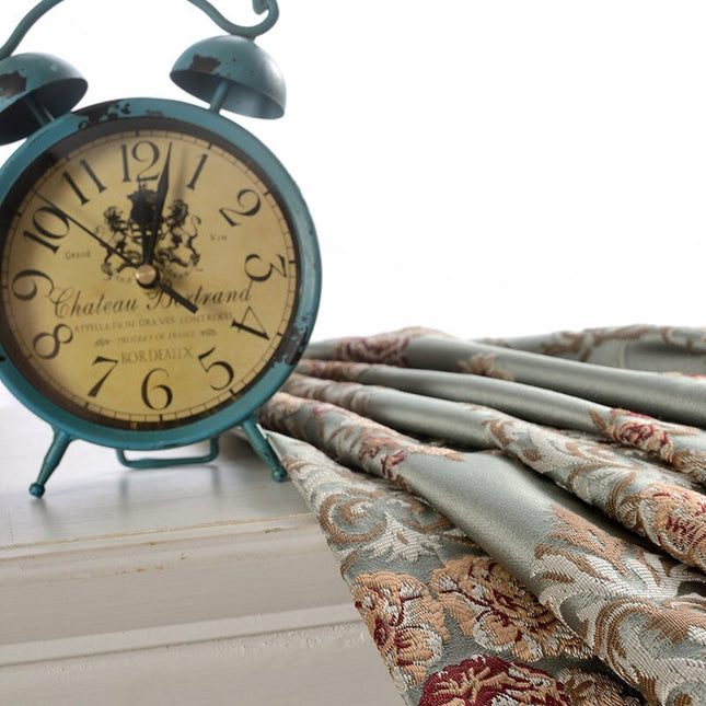 Zatemňovací závěs s vintage květinovým vzorem