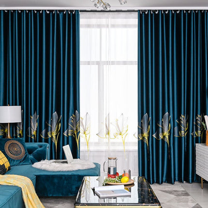 Modrý sametový zatemňovací závěs s výšivkou