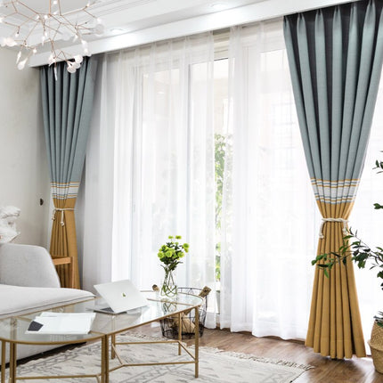 Pruhovaný závěs ve skandinávském stylu