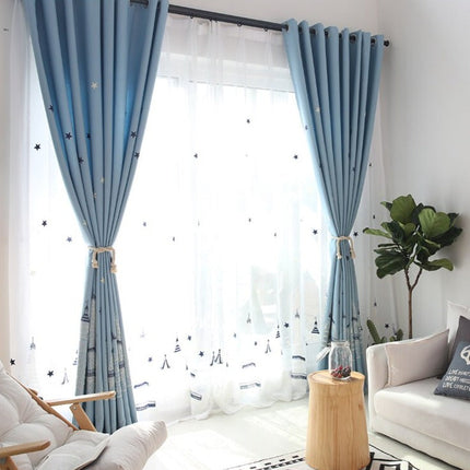 Tmavě modrá záclona s námořnickými motivy