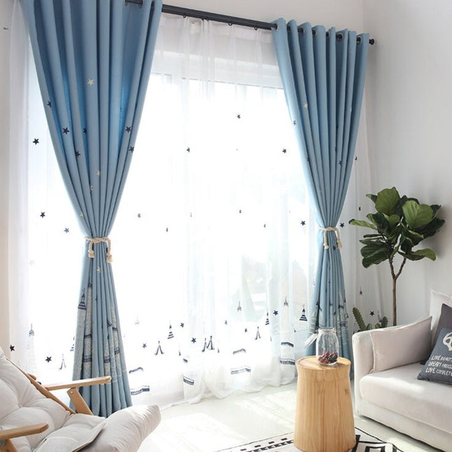 Tmavě modrá záclona s námořnickými motivy