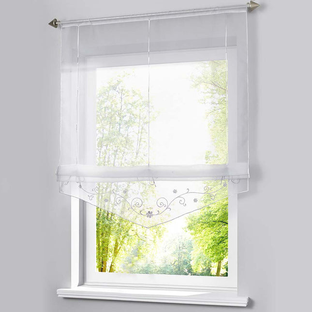 Bílá římská záclona do kuchyně