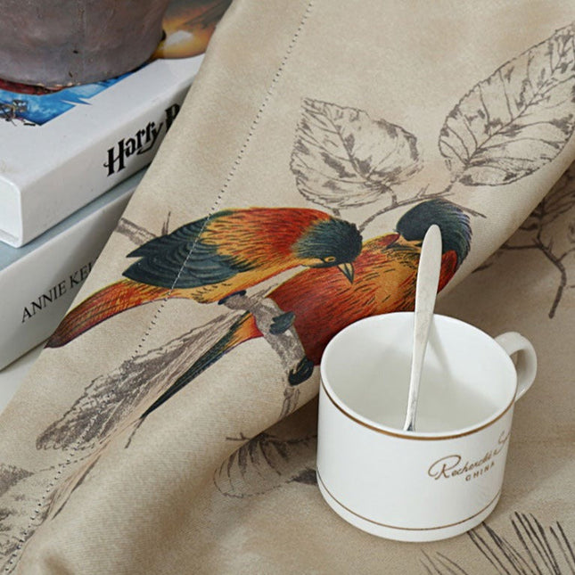 Závěs s potiskem ptáků a listů