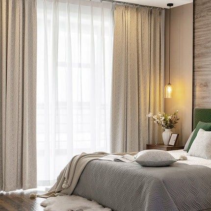 Krémově bílý texturovaný závěs