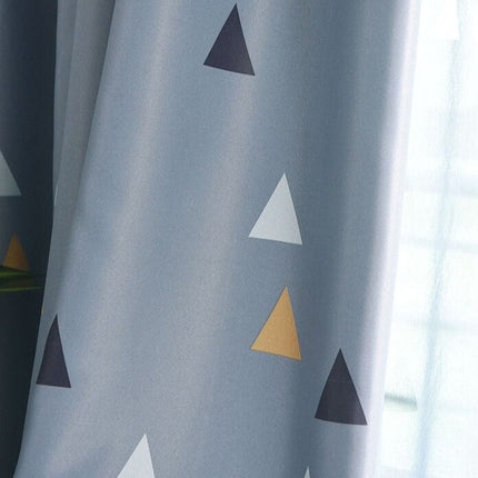 Závěs s moderním vzorem trojúhelníků