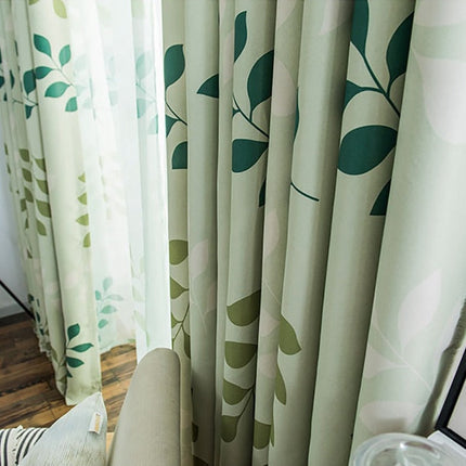 Zelený závěs s motivem listů Jamma