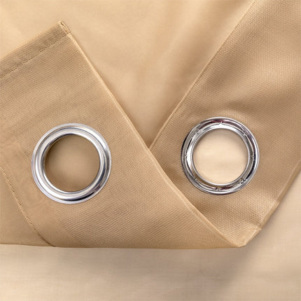 Polopropustný závěs s kovovými kroužky