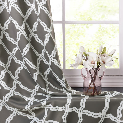 Zatemňovací závěs s marockým vzorem