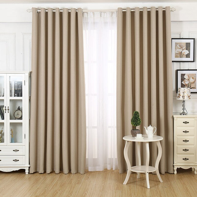 Zatemňovací závěs v barvě slonoviny