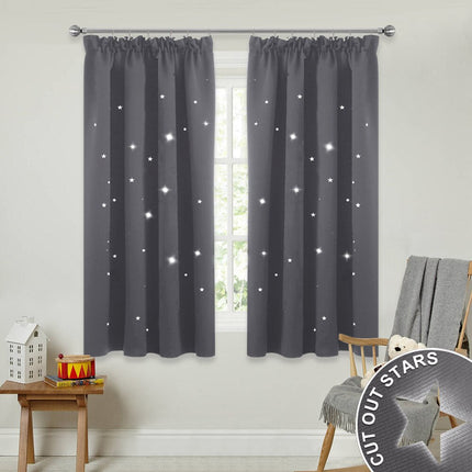 Moderní jednobarevný závěs do obývacího pokoje