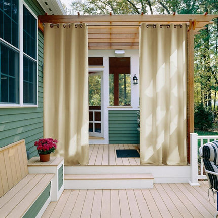 Hnědý venkovní závěs na zakrytí verandy
