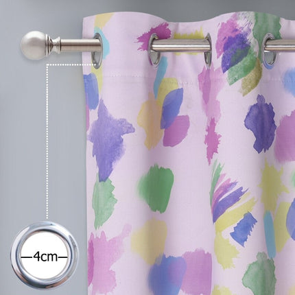 Dětský závěs s barevnými skvrnami