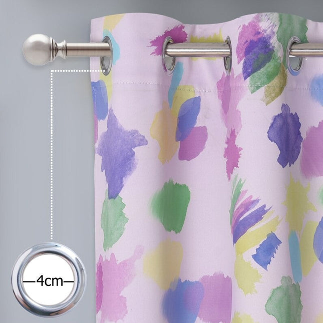 Dětský závěs s barevnými skvrnami