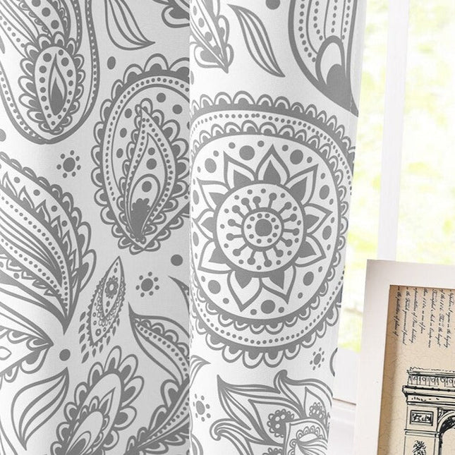 Závěs na kroužky s paisley vzorem