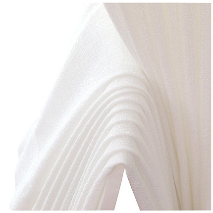 Elegantní bílá průsvitná záclona