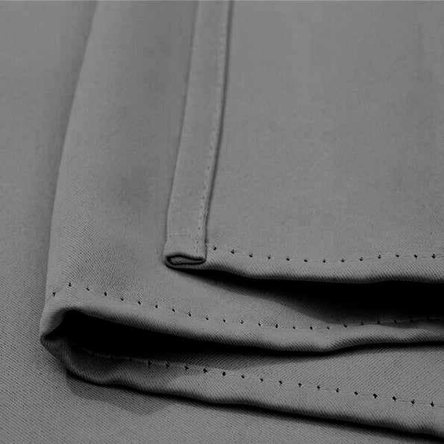 Šedý venkovní závěs pro ochranu soukromí