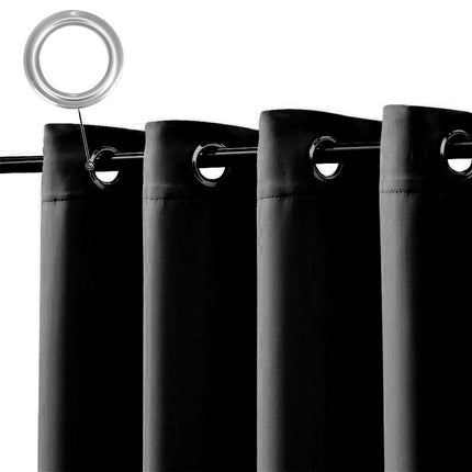Černý voděodolný venkovní závěs na zahradu