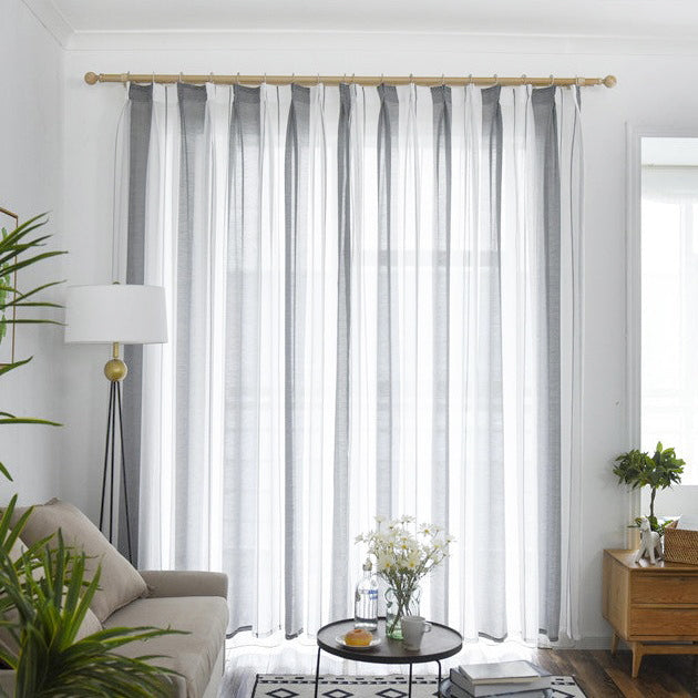 Vzdušná záclona s šedými pruhy