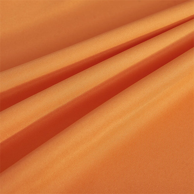 Odolný závěs na zahradní altán