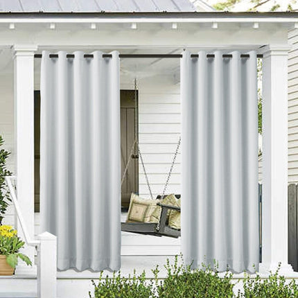 Bílý jednoduchý venkovní závěs s očky