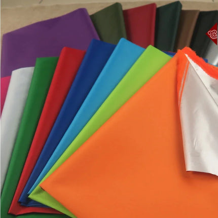 Collection image for: Modré Závěsy