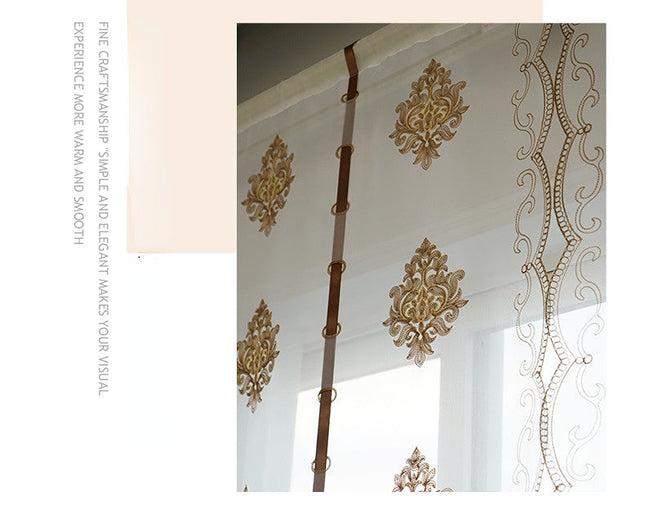 Vyšívaná římská voálová záclona