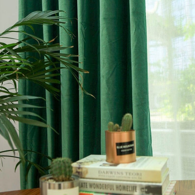 Jedlově zelený sametový zatemňovací závěs