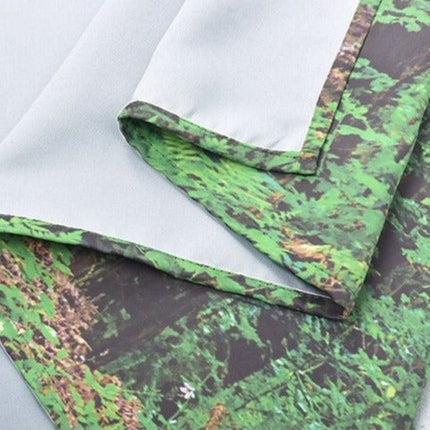 Venkovní závěs s motivem lesa