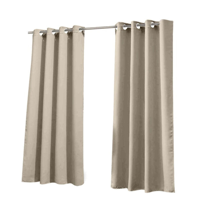 Béžový venkovní závěs na pergolu