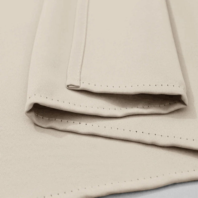 Béžový venkovní závěs s poutky