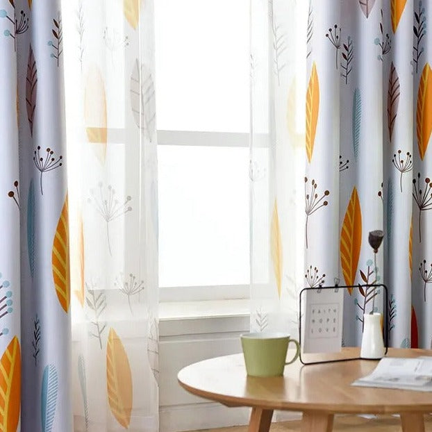 Žlutá voálová záclona s listy